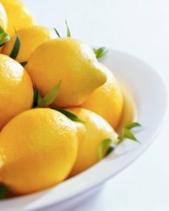 a bowl of lemons