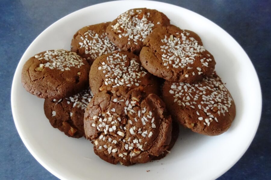 Molasses/Tahini Cookies